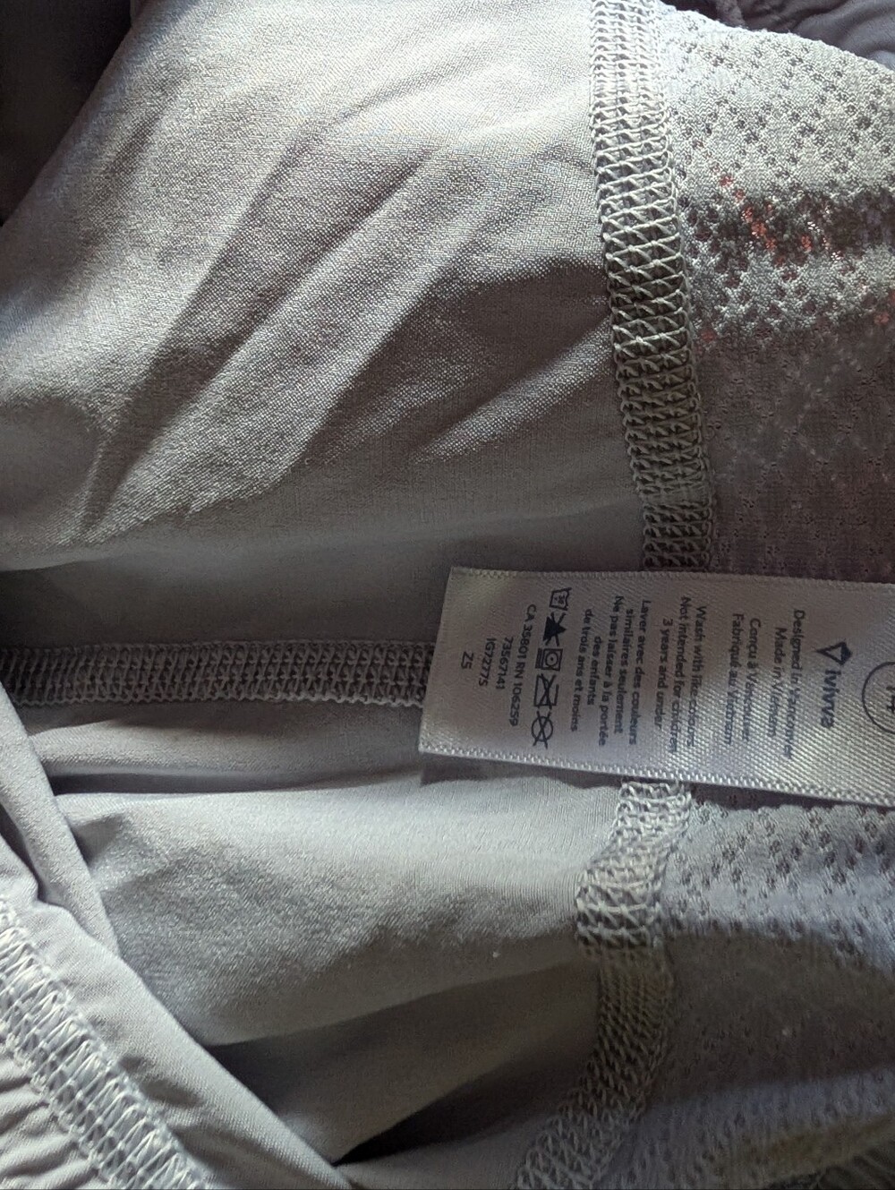 Ivivva Girl Gray Athletic Short - Comfortable Activewear - Picture 3 of 3
